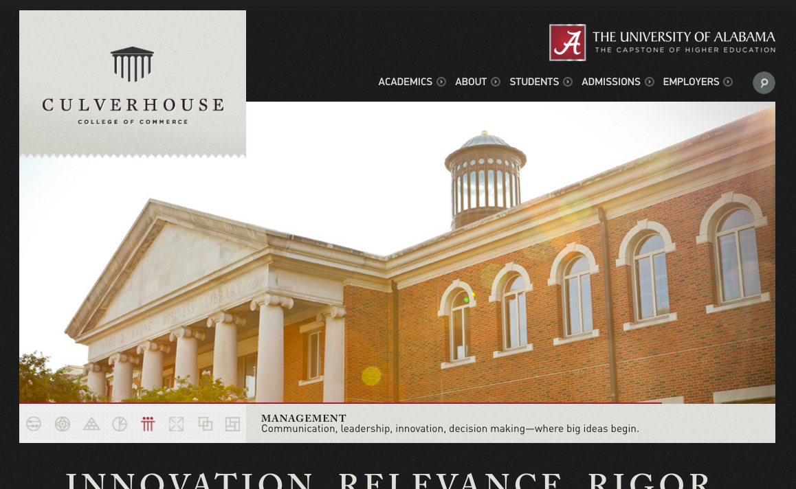 После редизайна, логотип университета Алабамы был добавлен в правый верхний угол. Это простое дополнение помогает посетителям идентифицировать веб-сайт. Было бы еще лучше, если бы логотип был ссылкой, указывающей на основной веб-сайт.